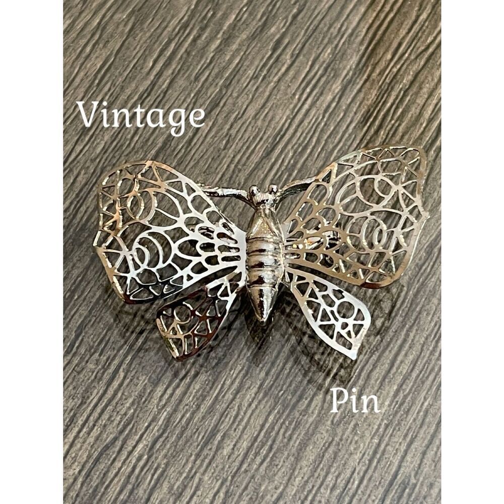 Vintage Filigree Lacy Wing Butterfly Pin - Brooch Silver-tone